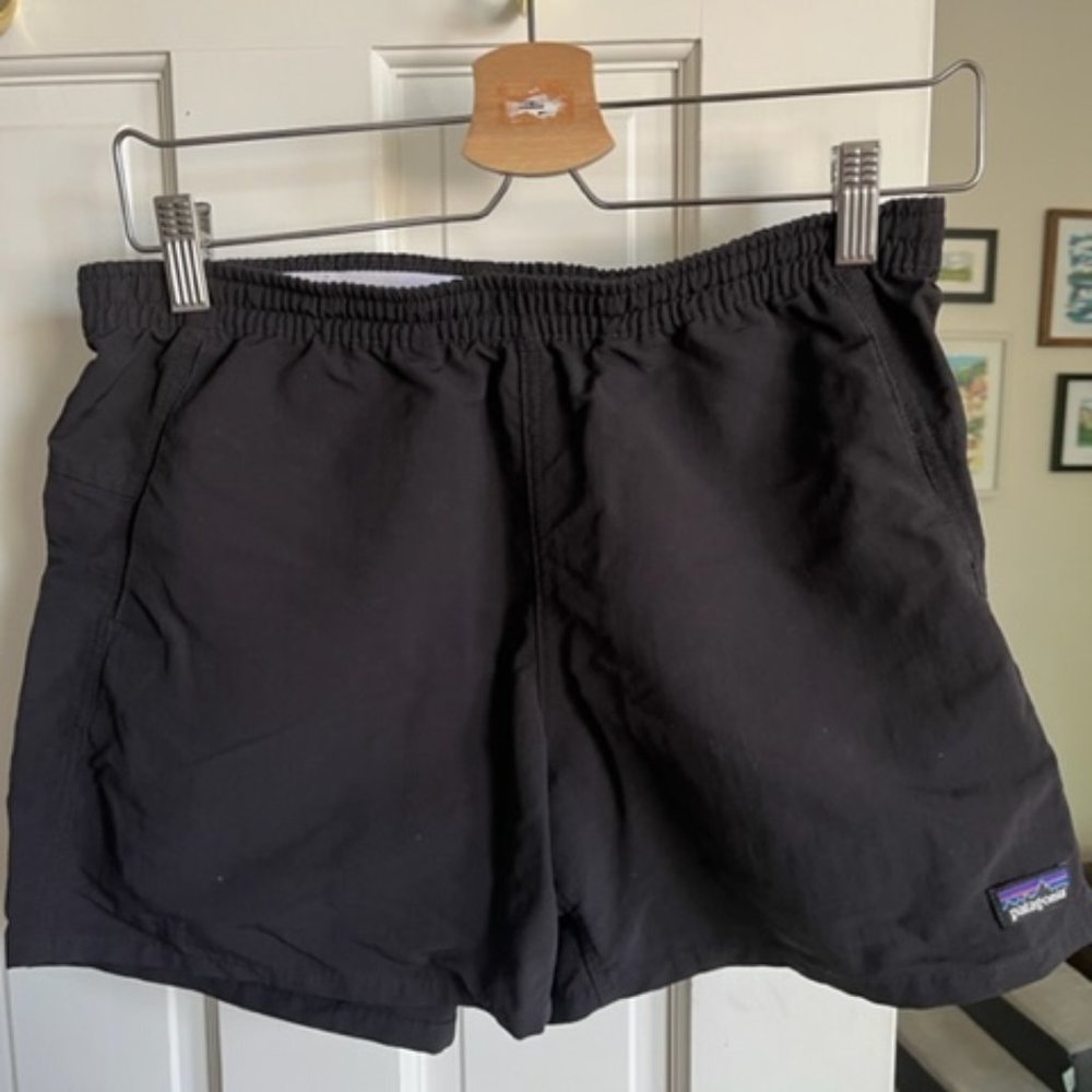 Patagonia Black Baggies 5 inch